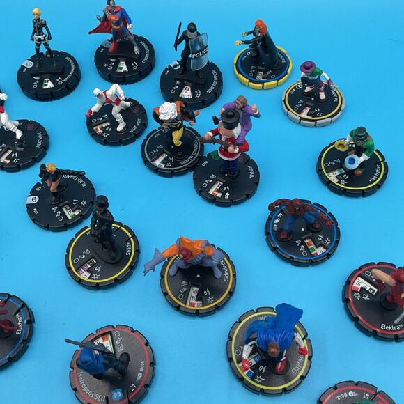 Lot of 26 Wizkids Heroclix Figures Game Pieces DC MARVEL .2002-2012 Mixed - Picture 14 of 16